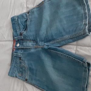 Boys Levi shorts.